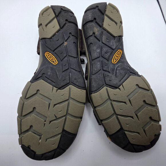 KEEN Clearwater CNX Outdoor Sandals Black Gargoyle Mens Size 11 Casual Summer main image 7
